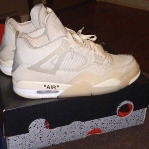 Size us 10.5- Jordan 4 SP x Off-White Mid Sail W